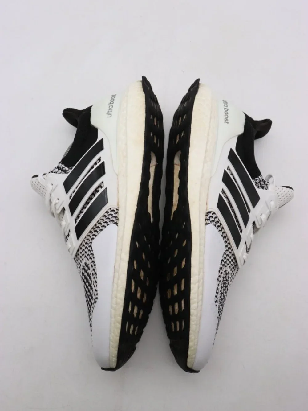 Adidas UltraBoost 1.0 Men's 11.5 Oreo Black White Athletic Running Shoes IH4924